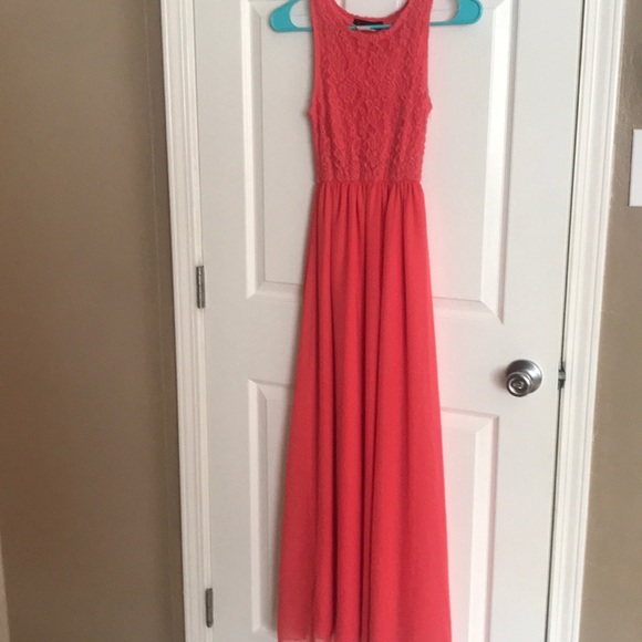 Cute pink dress! - Picture 1 of 4